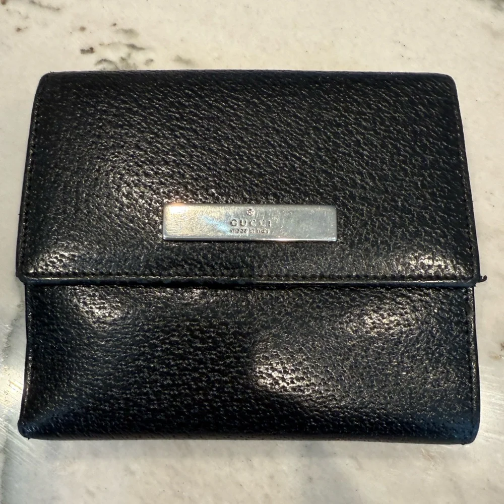 Gucci Black Compact Bifold Leather Wallet Silver Hardware - Picture 10 of 16